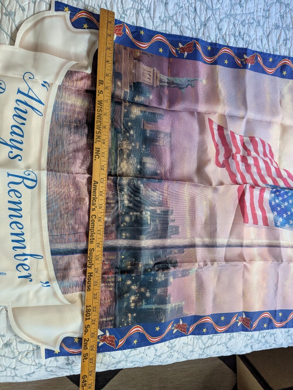 Always remember 9/11 large garden flag Thomas Kinkade - Picture 3 of 5